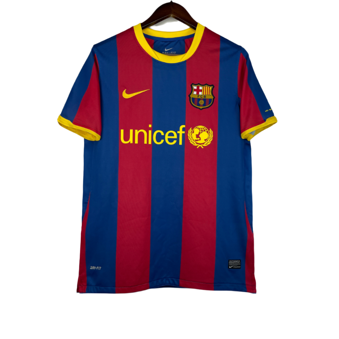 FC Barcelona 10/11 Home Kit