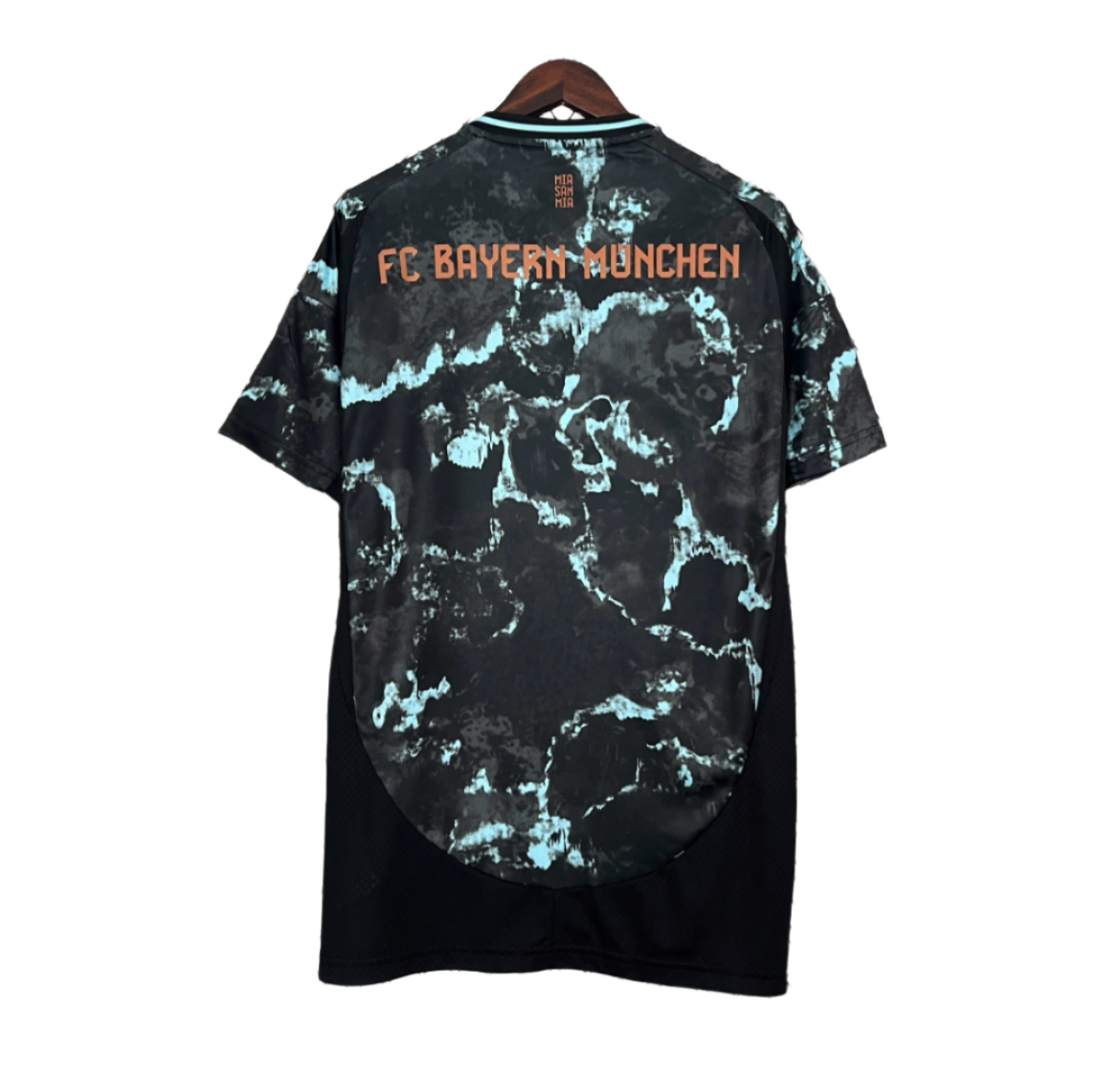Bayern Munich 24/25 Away Kit (Fan Version)