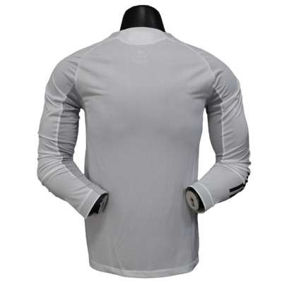 Real Madrid 25/26 Home Kit Long Sleeve (Player Version)